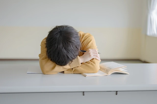 ギフテッドの子どもが不登校になりやすい原因