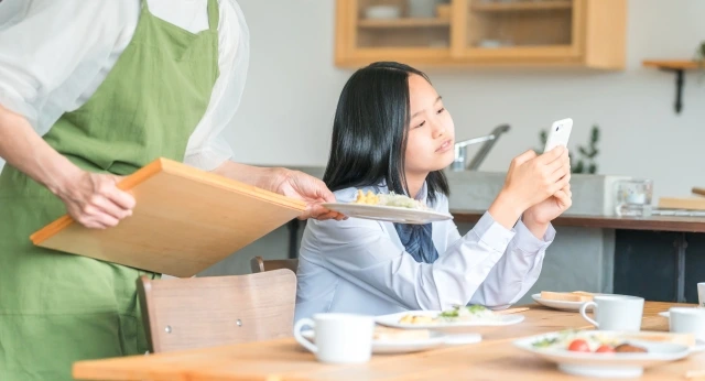 中学生が学校に行きたくない主な理由