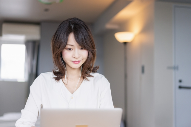 オンラインカウンセリングの特徴とメリット