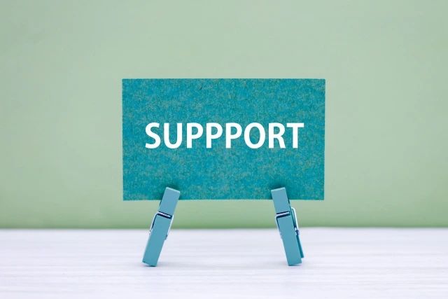 不登校で将来が怖いときの相談先