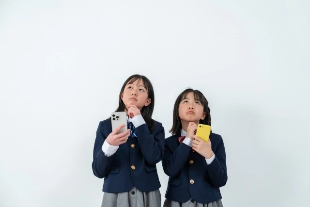 不登校の子どもがスマホに依存しやすい理由